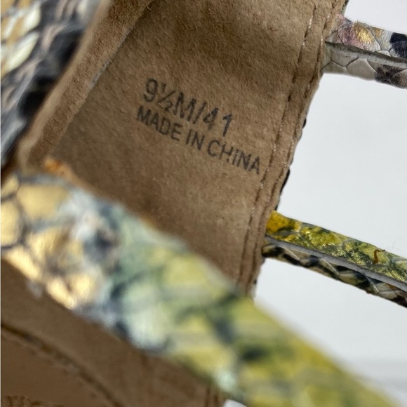 Vince Camuto Alsandra Yellow Multi Peep Toe Caged Bootie Heeled Sandal Size 9.5 - Picture 6 of 6